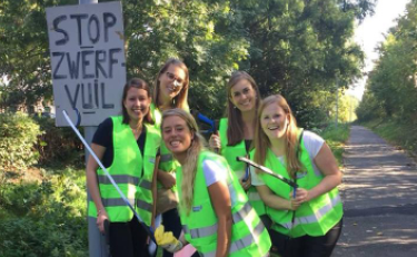 Some of our Belgian team members picking up litter on the side of the road